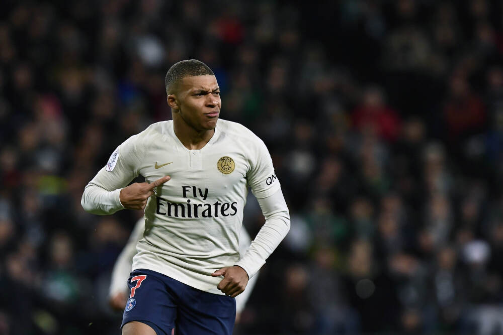 牛了！我的小孩哥！“武术小子”张子诚：武术又酷又飒